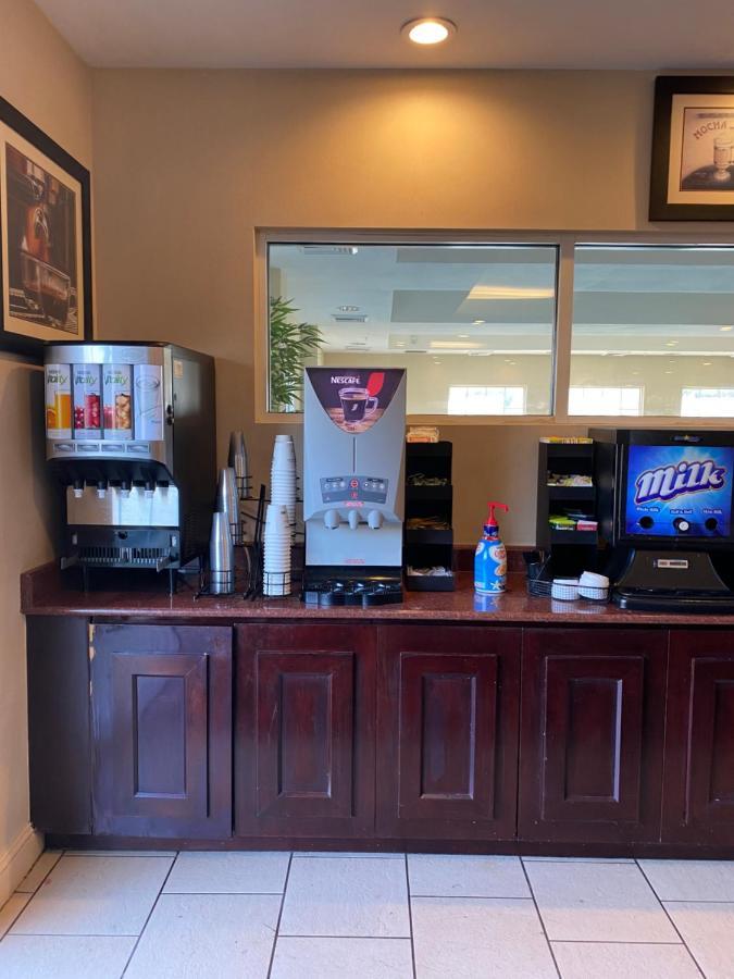 ベストウェスタン バー ハーバー イン Massapequa Park エクステリア 写真